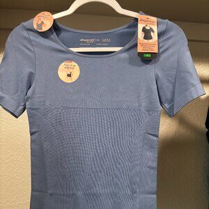 NWT Shapermint top